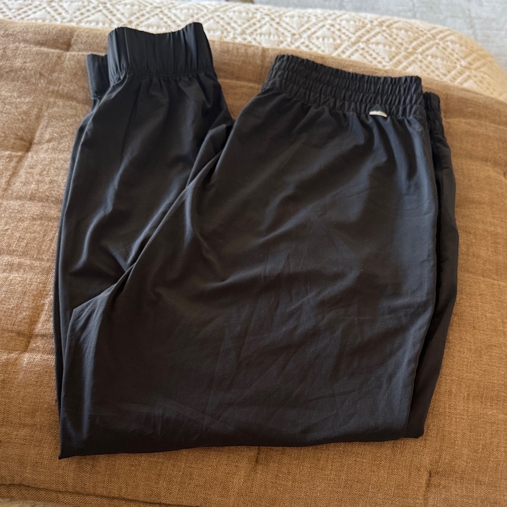 VUORI womens Black Elastic-Waist Performance Pants